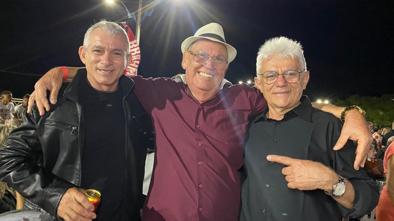 25 ANOS DE MEGA BREGA FOI UM SUCESSO