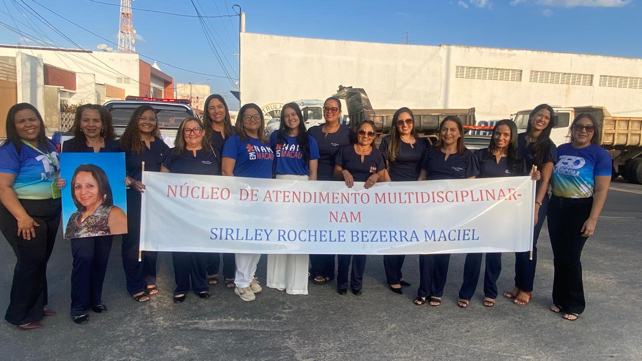 Desfile cívico dos 150 anos de emancipação politica Macau