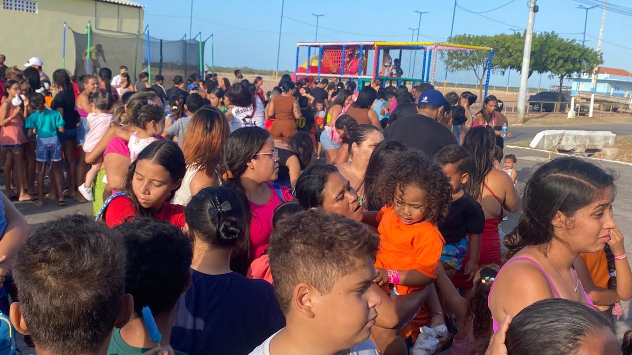 Festa do dias das crianças, realizado pela empresária Jarissa Raquel, que já vem realizando essas ações ao longo dos anos, e foi dessa vez no bairro do Porto, ao lado da capela São Pedro.