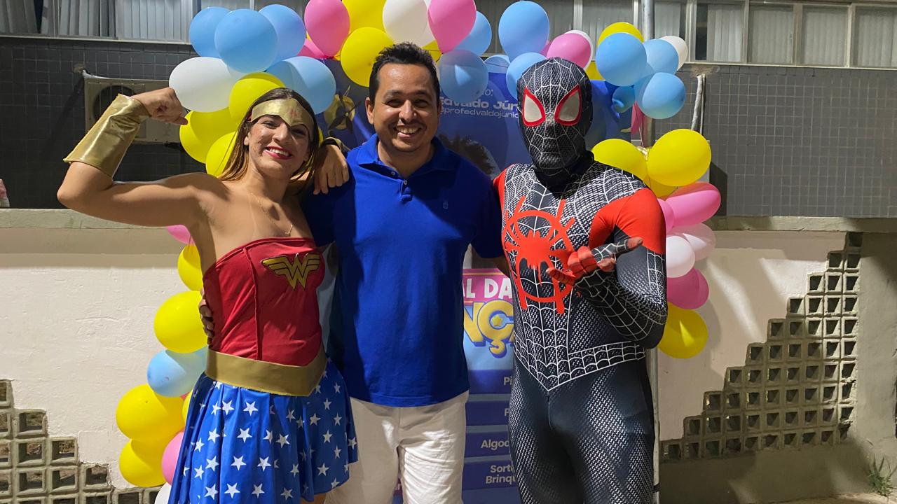 Tarde especial para crianças realizada pelo vereador Edvaldo Junior