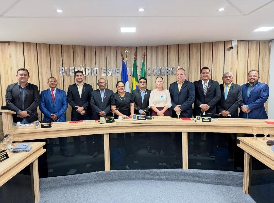 Volta dos trabalhos na câmara municipal de Macau