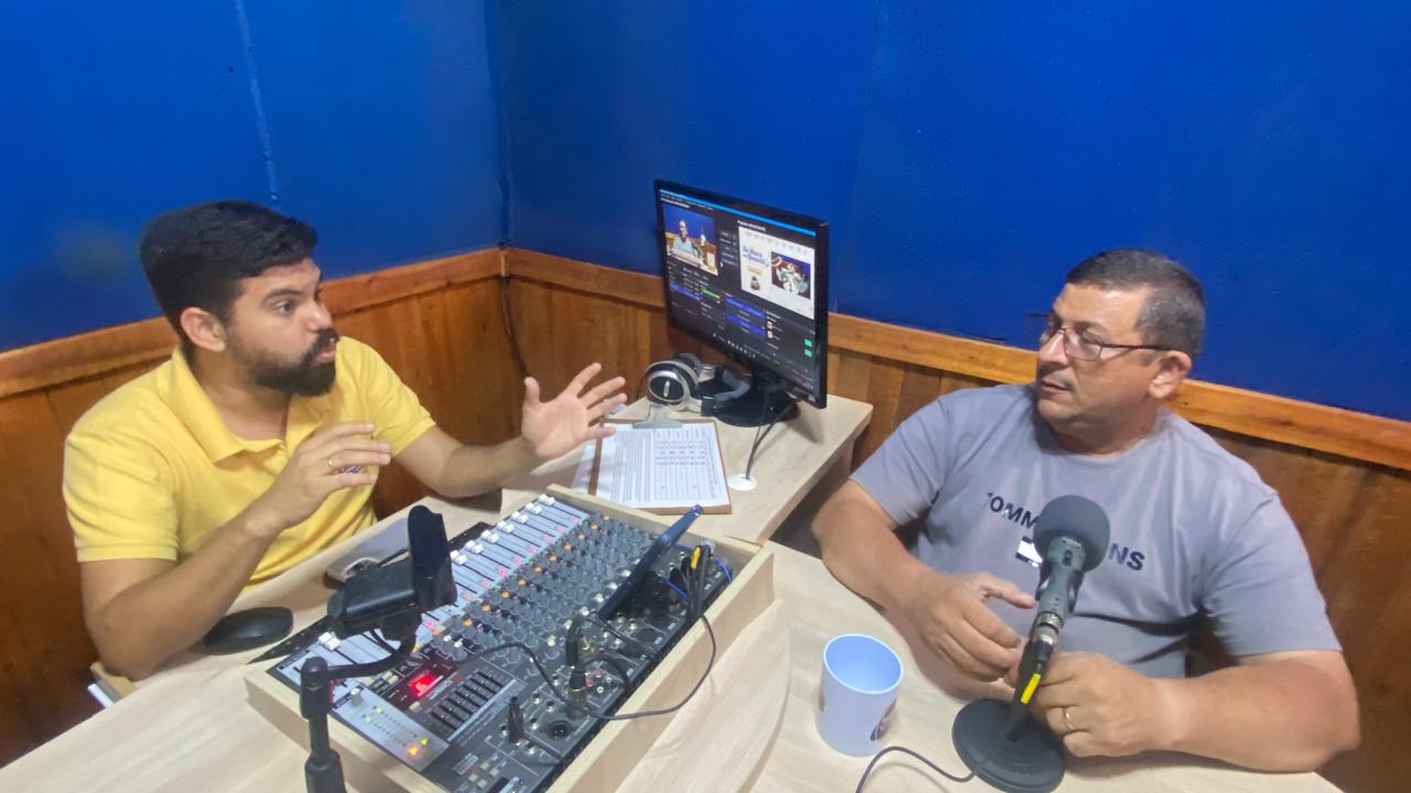 Presidente da câmara do Alto do Rodrigues participa do programa programa Dahora Em Questão na radio Vale Pendências