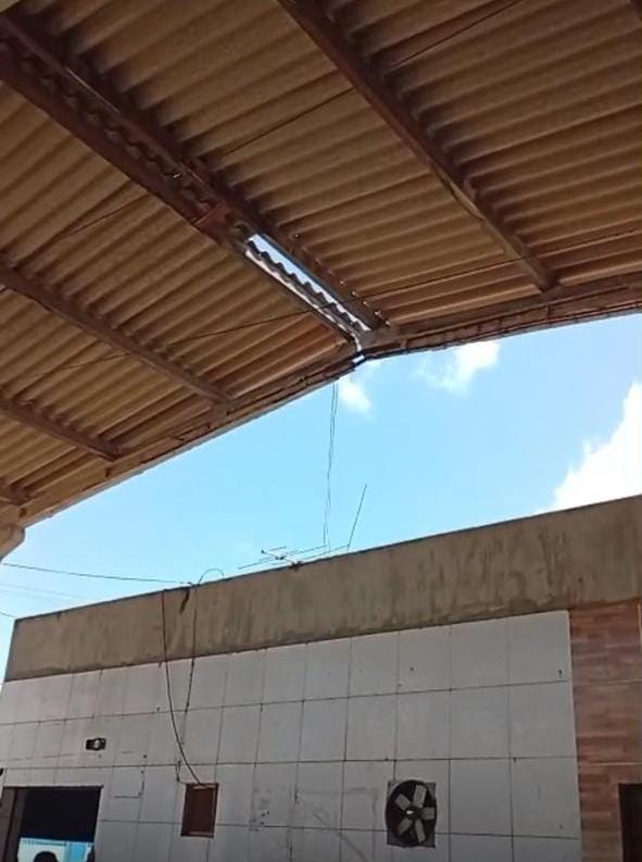 Feirantes cobram providências para o mercado modelo