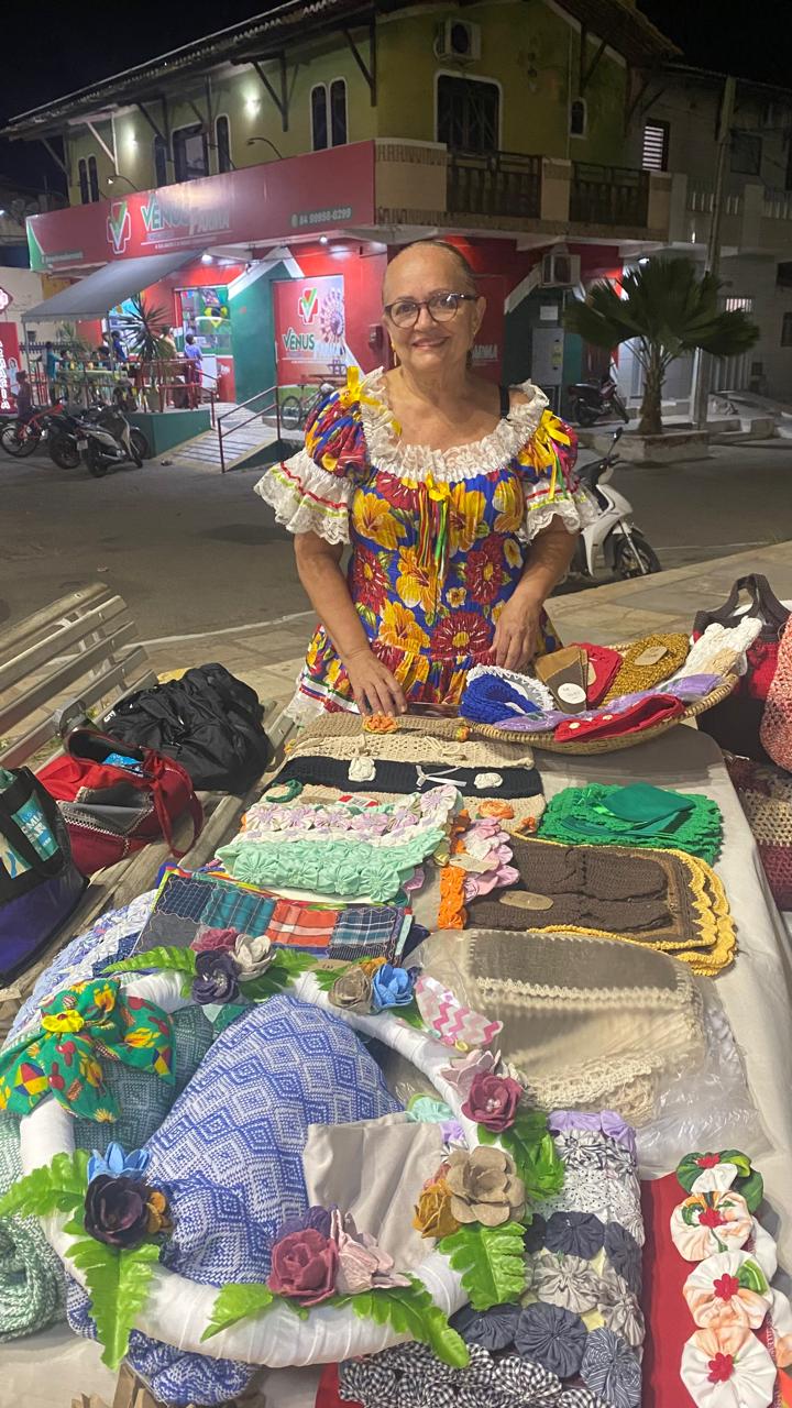 Feira Artes & Mãos movimenta a Praça Dinarte Mariz em clima de São João