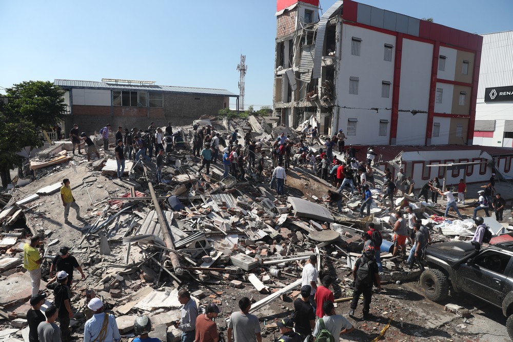 Terremoto de magnitude 7,4 atinge a Colômbia, derruba prédios e mata mais de 80; há pessoas sob escombros
