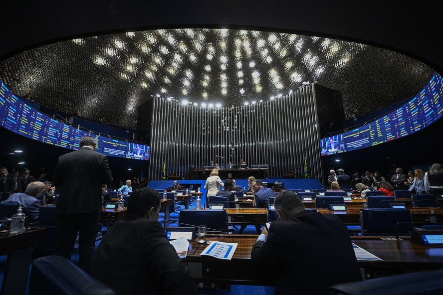 Fim da escala 6×1: Senado começa hoje a discutir a PEC, mas votação é incerta