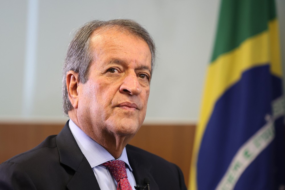 Valdemar diz que ‘ninguém aprovou’ carta de Flávio e que ele não avisou ao pai que sairia do país