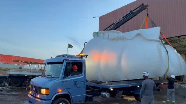 Peça de imagem de Nossa Senhora de Fátima aguarda liberação do DNIT para transporte a Natal